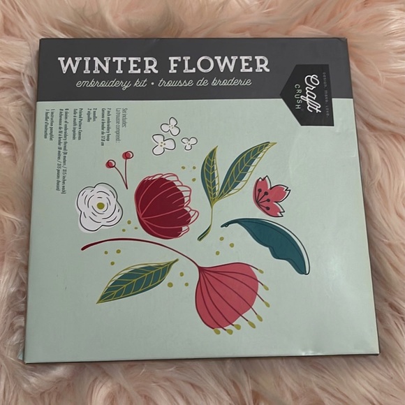 Fabfitfun Winter Flower Embroidery Kit - Picture 3 of 6